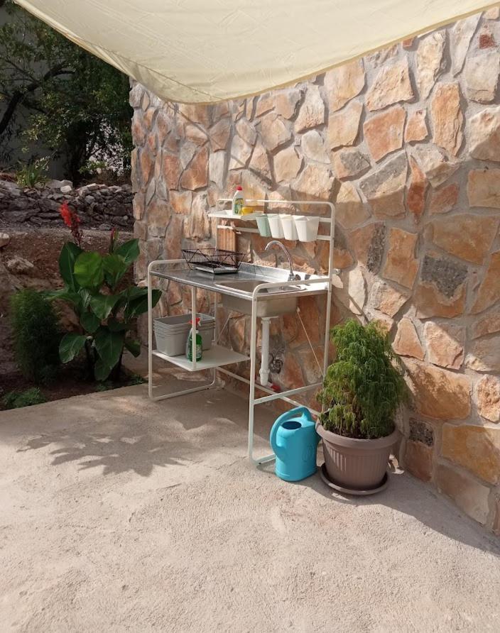 Mini Kamp Perla Hotel Prvić Luka Exterior foto